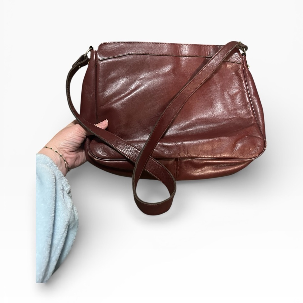 Etienne Aigner vintage Burgundy Leather Shoulder Bag - Picture 6 of 7